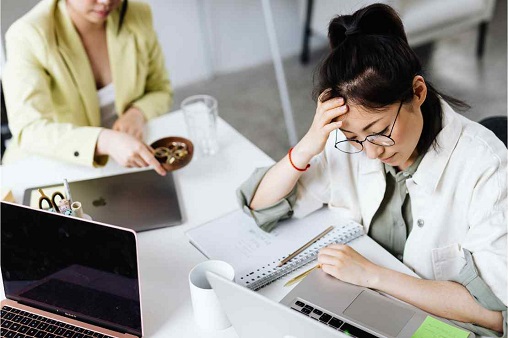 Good Stress (Eustress) vs Bad Stress (Distress): What Is the Difference?
